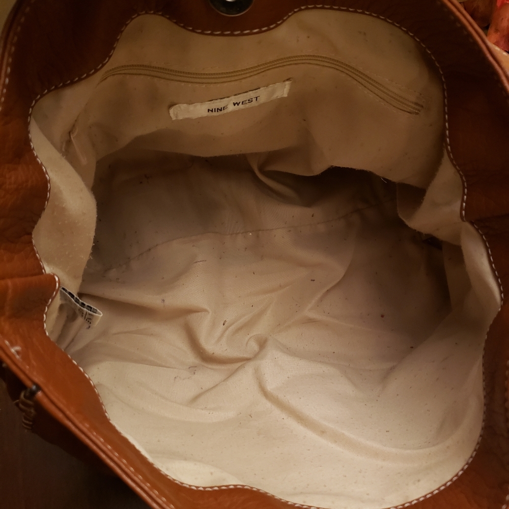 Purse - Picture 3 of 3